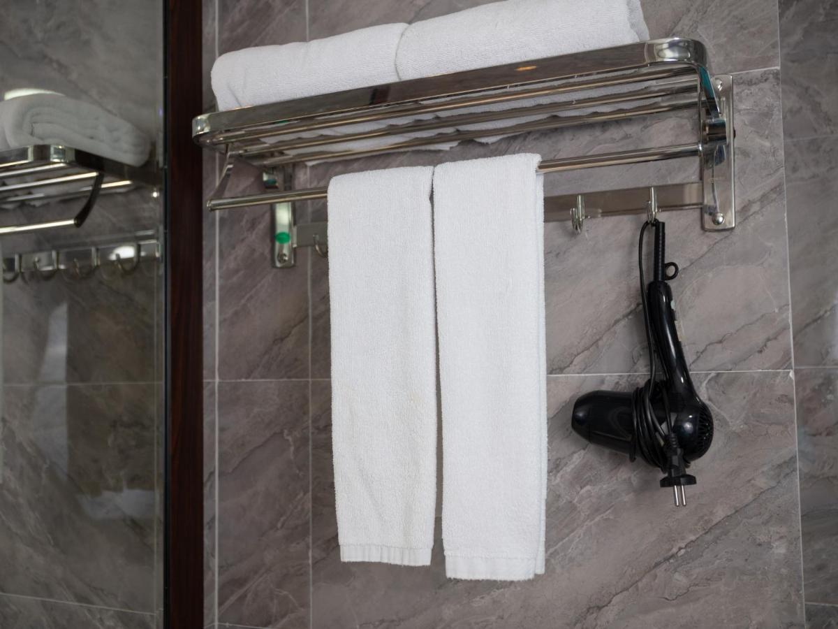 Suddha Boutique Hotel Hanoi Bagian luar foto